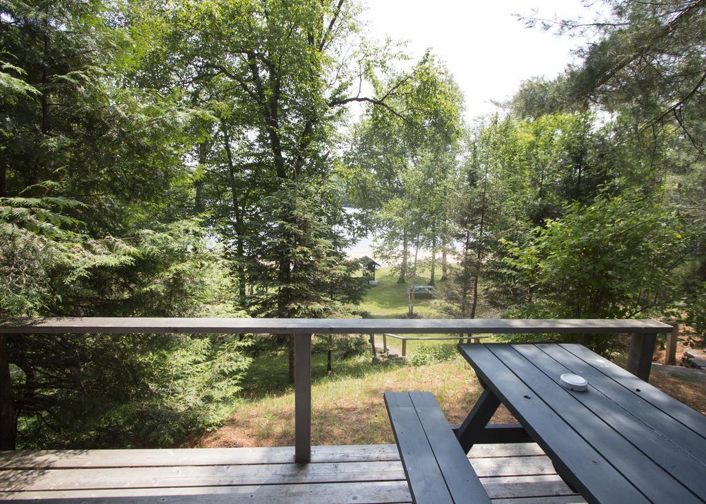 The Pines Cottage Resort Oxtongue Lake Ngoại thất bức ảnh